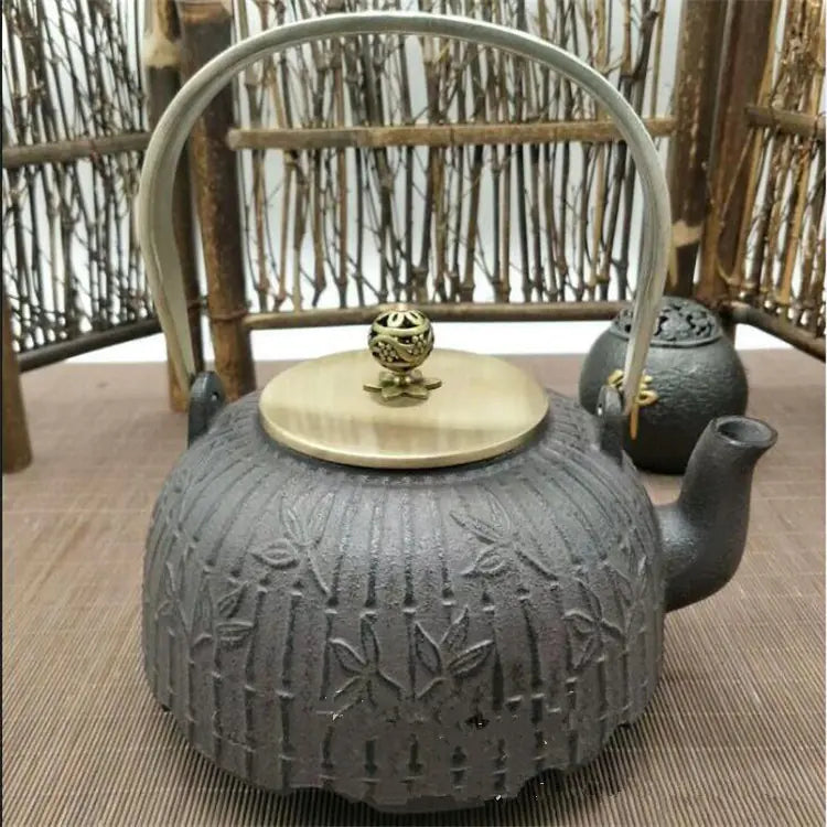 Japanese Cast Iron Teapot with Bamboo Leaf Design