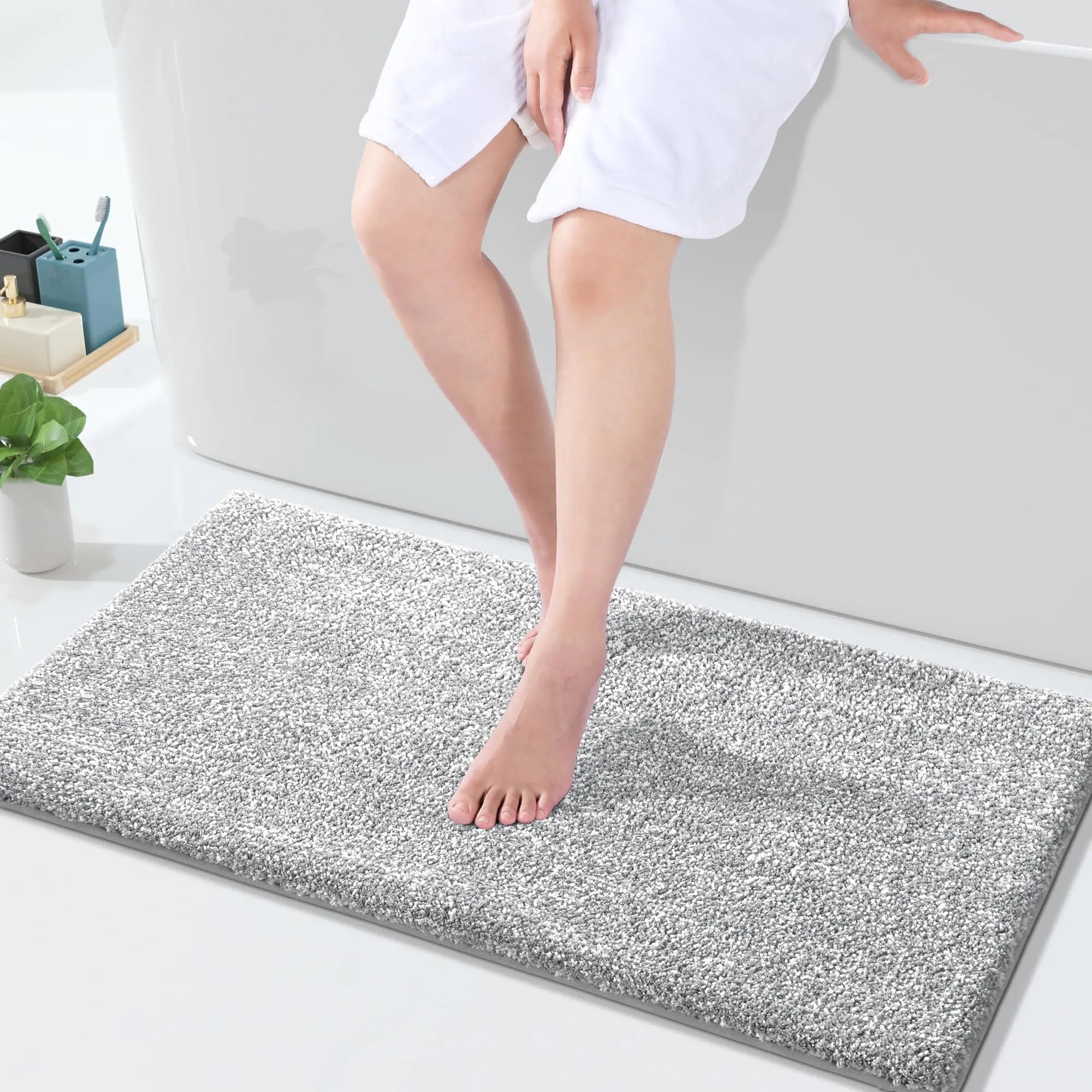Yimobra Bathroom Rugs Mat Extra Soft Comfortable Bath Rugs Non-Slip Water Absorbent and Thick Bathroom Floor Mats Machine Washine Shaggy Rugs for Shower Bathtubs 36" x 24" Grey&White